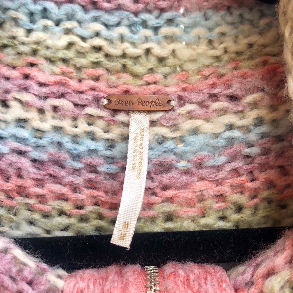 Free People • multicolored cropped sweater - Picture 2 of 5